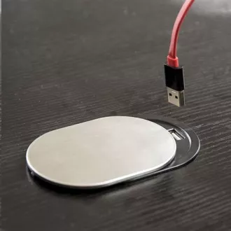 Solight 1x vgrajena vtičnica 1x USB z drsnim pokrovom, ovalni pokrov iz brušenega aluminija, podaljšek 1, 9 m Solight 1x vgrajena vtičnica 1x USB z drsnim pokrovom, ovalni pokrov iz brušenega aluminija, podaljšek 1, 9 m