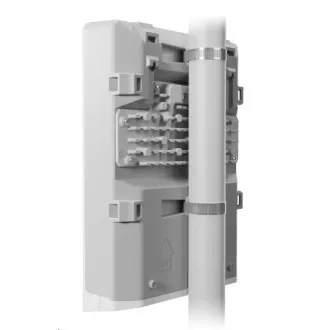 MikroTik CSS610-1Gi-7R-2S OUT reverzno stikalo PoE, 8x Gigabit, 2x SFP , 1x PoE out, 7x PoE in, 56Gbps