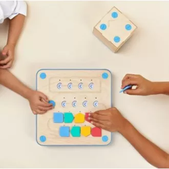 Interaktivni robot Cubetto Interaktivni robot Cubetto