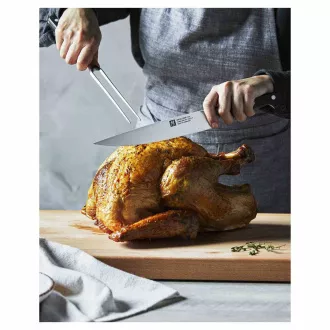 Komplet za rezanje mesa ZWILLING, 1x nož za rezanje 20 cm, 1x vilice za meso - Pro Komplet za rezanje mesa ZWILLING, 1x nož za rezanje 20 cm, 1x vilice za meso - Pro