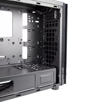 Ohišje CHIEFTEC HAWK, ATX, 2xUSB 3.0, 1x USB 2.0, steklena stranska plošča, črno