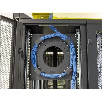TRITON Nosilec rezerve za kabel, črn