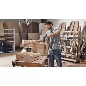 BOSCH GSR 12V-30, akumulatorski vrtalni vijačnik, 0 - 420 / 0 - 1.600 vrt/min, 8 mm, komplet svedrov in svedrov, torba