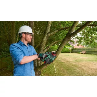 BOSCH UniversalChain 18, akumulatorska verižna žaga, 18 V, 20 cm palica, hitrost rezanja 4,5 m/s BOSCH UniversalChain 18, akumulatorska verižna žaga, 18 V, 20 cm palica, hitrost rezanja 4,5 m/s