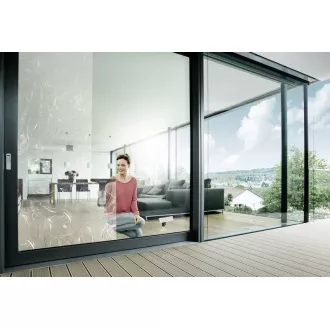Karcher WV 5 Plus N Black Edition čistilec oken, trajanje baterije 35 min, rezervoar za umazano vodo 100 ml, črne barve