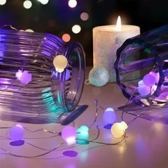 Solight LED božična veriga z barvnimi kroglicami, 20x LED, 2m, 2x AA
