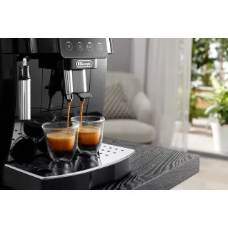 DeLonghi ECAM 220.21.B Magnifica Start avtomatski aparat za kavo, 1450 W, 15 barov, vgrajen mlinček, parna šoba, črn