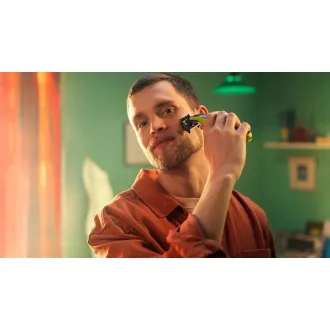 Philips OneBlade QP2724/10 Strižnik za obraz, polnjenje USB, 3 glavniki, vodoodporen