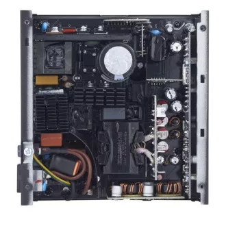 ADATA XPG napajalnik CORE REACTOR II VE 750W, 80  GOLD, popolnoma modularen, ATX 3.1