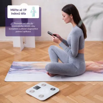 TrueLife FitScale W7 BT - Bioelektrična impedančna tehtnica Bluetooth - Bela