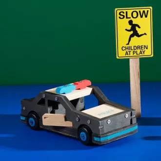 Stanley Jr. OK096-SY Gradbeni set, policijski avto, les