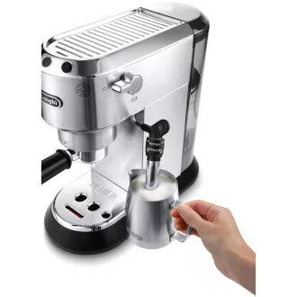 EC685.M ESPRESSO VZVOD DE'LONGHI