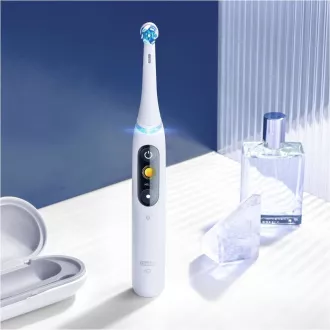 IO UC BELA NADOMESTNA GLAVA 4 KOSI ORAL-B
