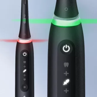 IO SERIES 5 MAT ČRNA ZOBNA ŠČETKA ORAL-B