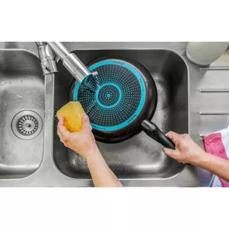 B5670253 SIM.CL. RDEČA PONEV 20 CM TEFAL B5670253 SIM.CL. RDEČA PONEV 20 CM TEFAL