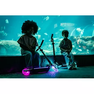 MOVINO COSMO 2 zložljivi skuter s kolesi LED 120 mm MOVINO COSMO 2 zložljivi skuter s kolesi LED 120 mm