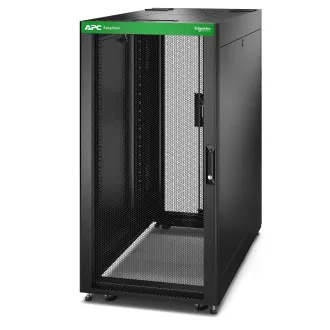 APC Easy Rack 600mm/24U/1000mm , s streho, stransko ploščo, kolesi, nogami in 4 nosilci, brez dna, črn