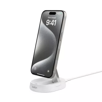 Belkin BOOST CHARGE™ PRO Qi2 15W magnetno stojalo za polnjenje, preklopno, belo
