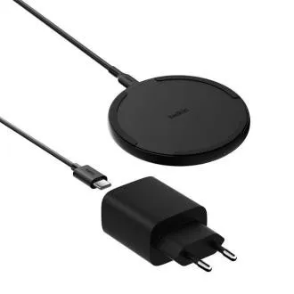 Belkin BOOST CHARGE Qi 15 W brezžična polnilna podlaga, črna Belkin BOOST CHARGE Qi 15 W brezžična polnilna podlaga, črna