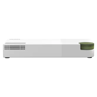 Upravljano stikalo QNAP QSW-M2108-2C (8x 2,5GbE RJ45 in 2x kombinirano 10GbE SFP /RJ-45) Upravljano stikalo QNAP QSW-M2108-2C (8x 2,5GbE RJ45 in 2x kombinirano 10GbE SFP /RJ-45)